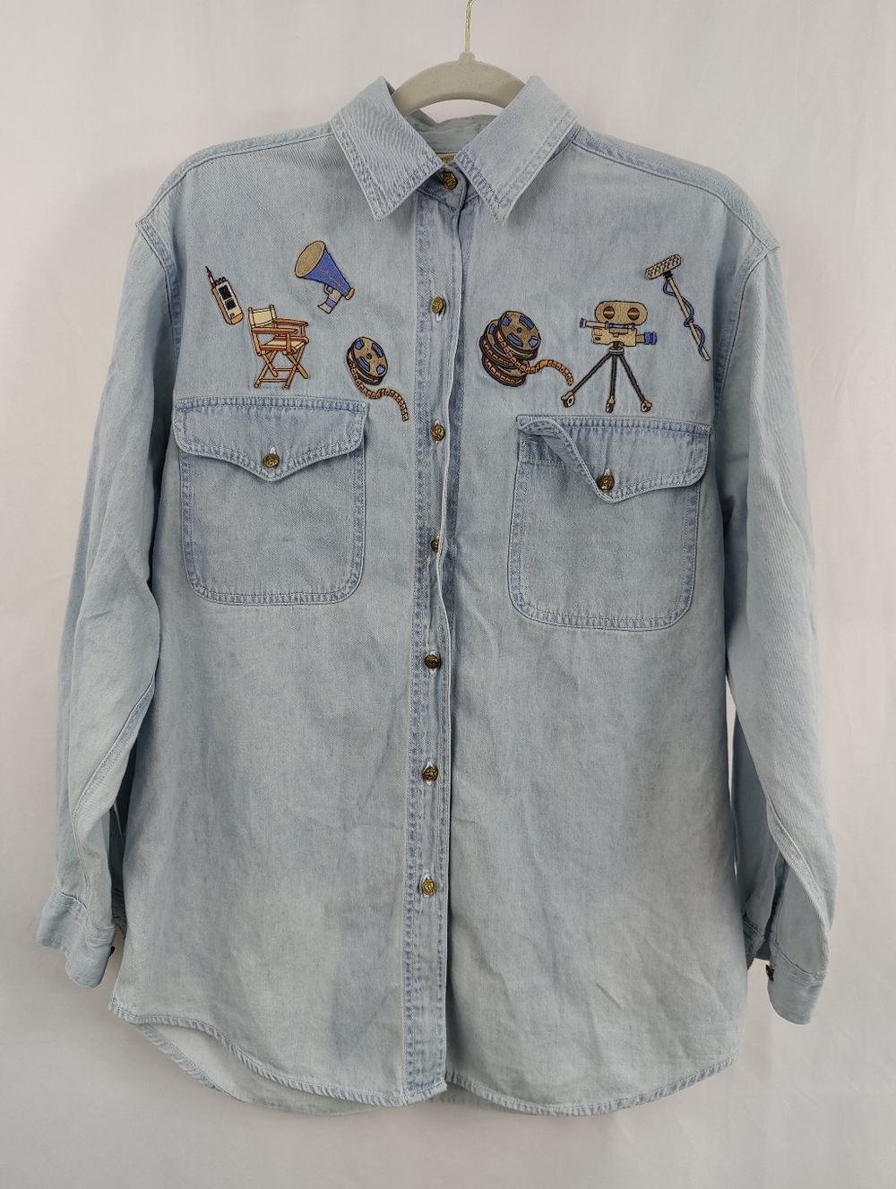 VTG Tia Designs Wmn's Button Up Jean Blouse Movie Production Patches, S